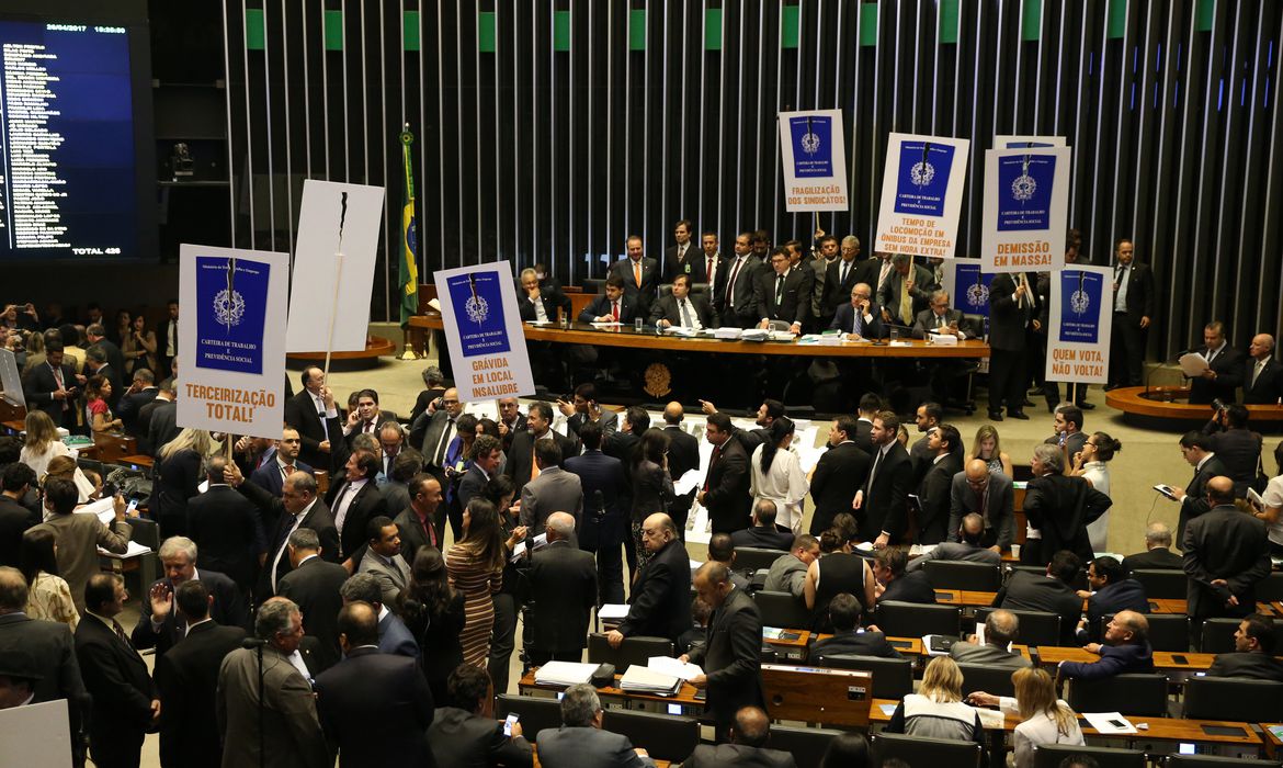 Brasil, o terceiro pior país do mundo para o trabalhador