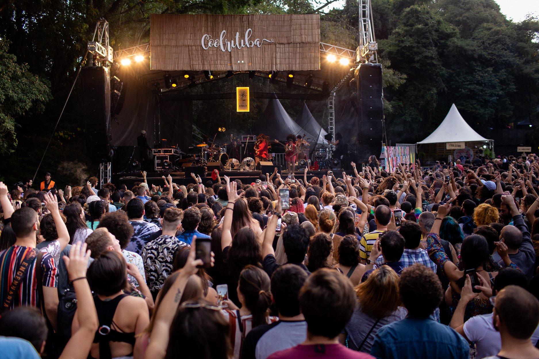 Festival Coolritiba toma conta da Pedreira Paulo Leminski