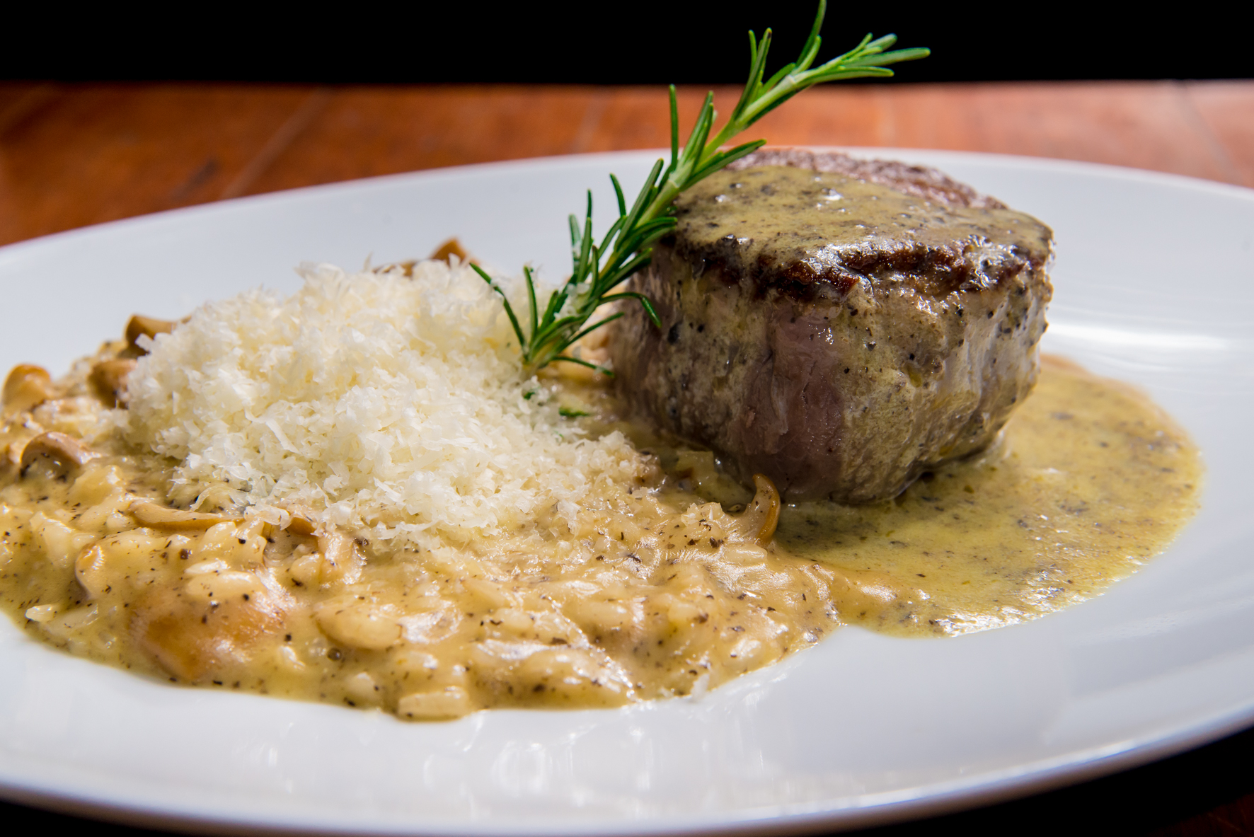 Dois restaurantes promovem festival do funghi porcini e de trufas em junho