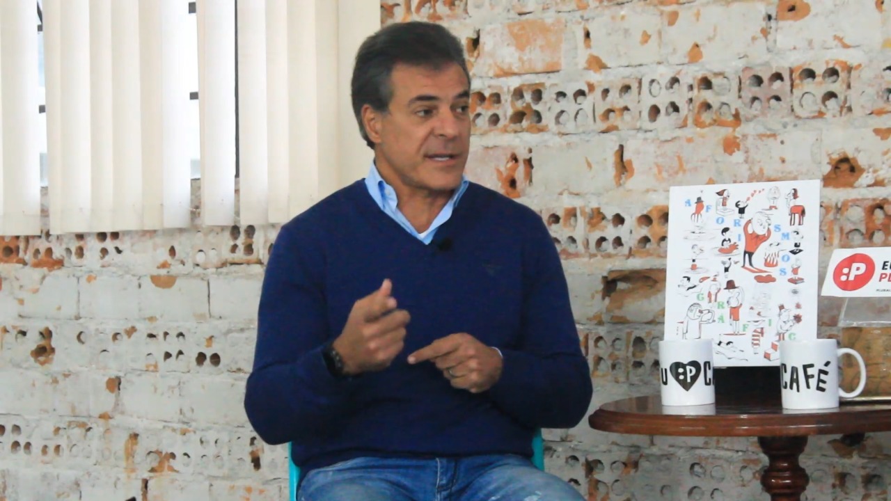 Beto Richa volta e insinua que poderia disputar governo contra Ratinho