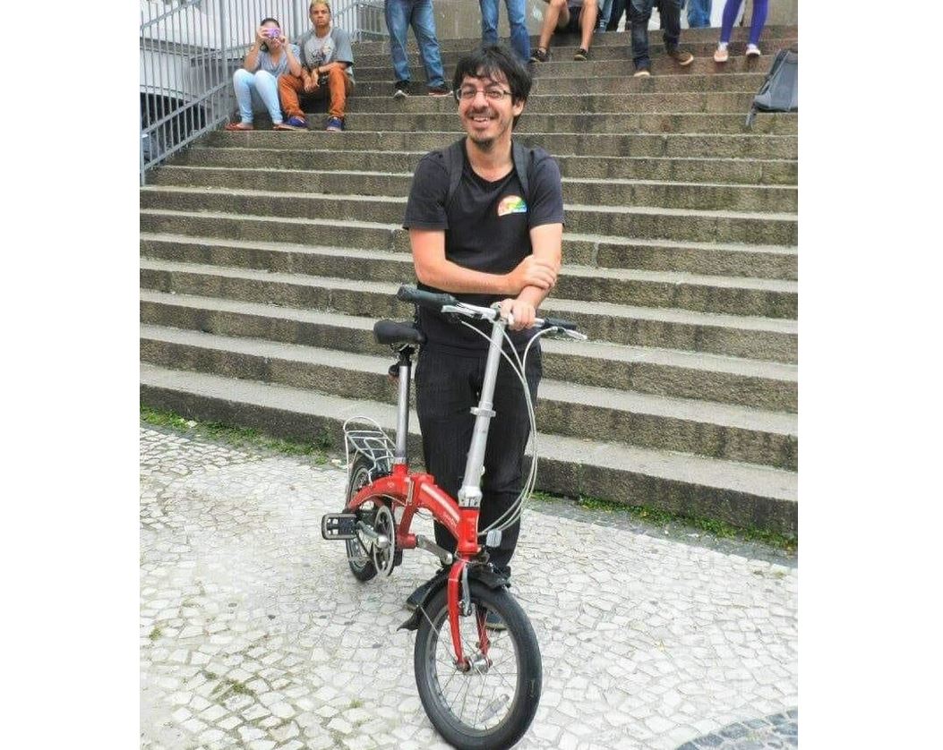 Professor Guiga, um amante do debate e da cidade que escolheu para viver