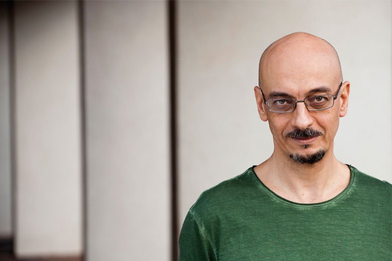 Escritor Sérgio Rodrigues lança “A vida futura” na Arte e Letra