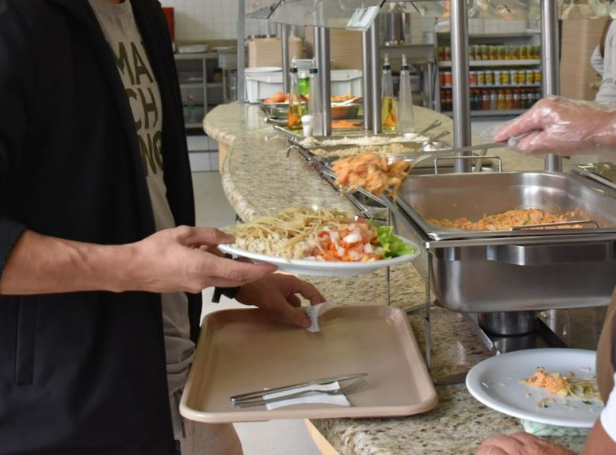 UTFPR rescinde contrato com empresa responsável pelos restaurantes após casos de intoxicação
