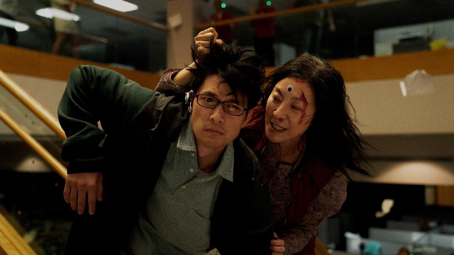 "In Cine Veritas" fala de "Tudo em todo lugar ao mesmo tempo" e do Festival Varilux de Cinema Francês