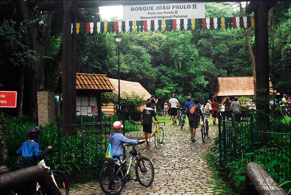 Pedalada da Emergência Climática acontece neste domingo em Curitiba