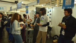 Feira de cursos e profissões da UFPR tem programação até este domingo