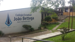 Estudantes preparam abaixo-assinado para pedir turmas noturnas de 1º ano no João Bettega