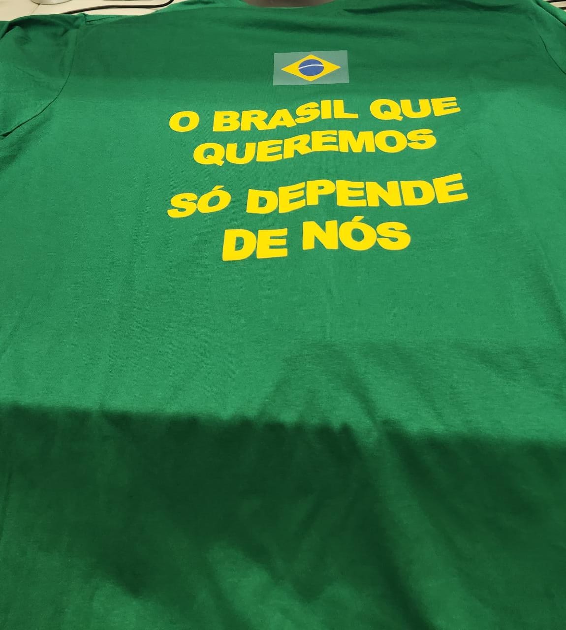 Dono da Britânia reúne funcionários de Curitiba para falar de eleições: “O Brasil é verde e amarelo”