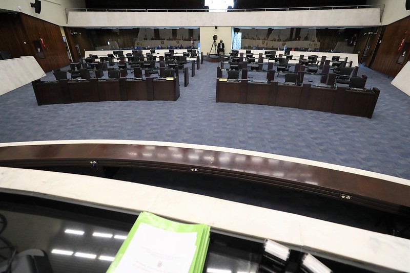 Homens brancos e conservadores aumentam domínio na Assembleia do Paraná