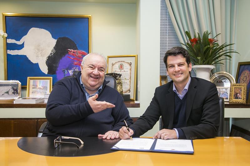 Eduardo Pimentel assume prefeitura de Curitiba nesta segunda-feira
