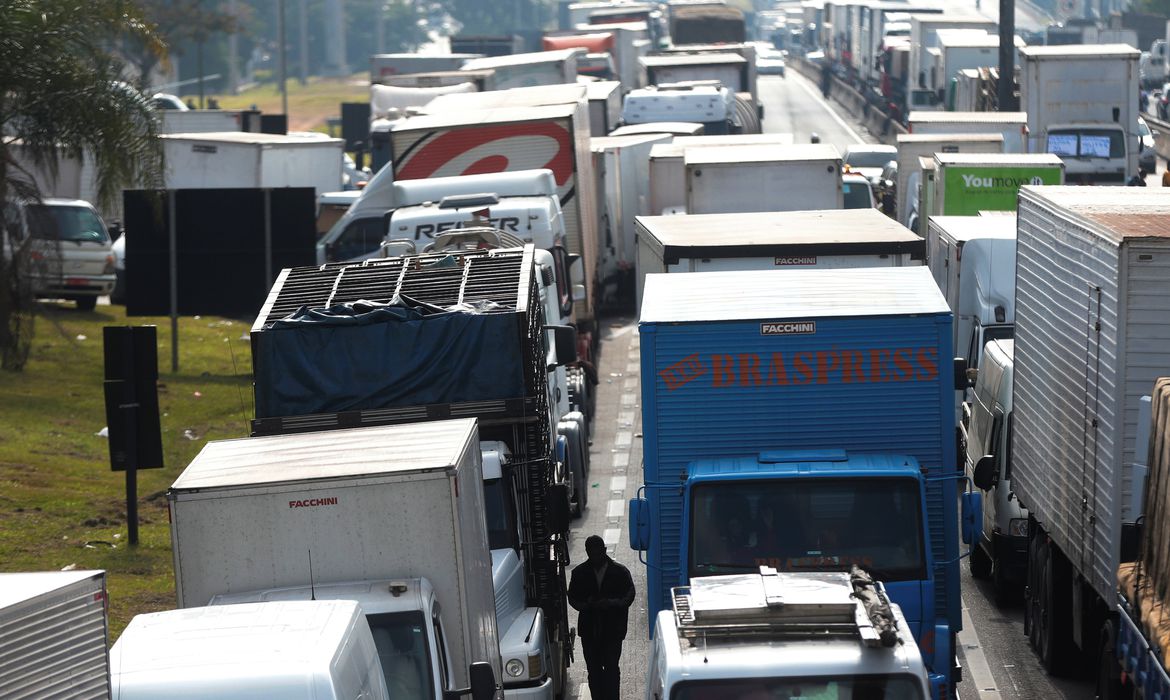 Polícia identifica líderes de bloqueios em seis cidades do PR