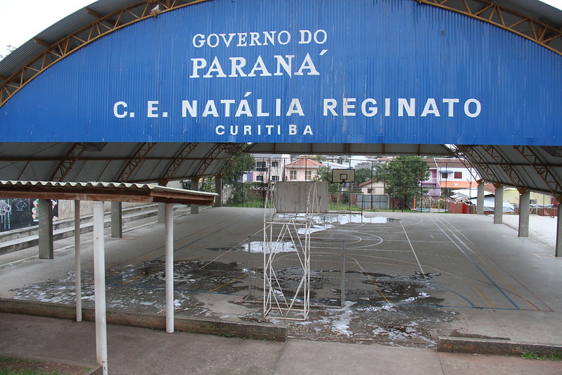 Críticas e mudanças afetam consistência de edital que coloca empresas para gerir escolas no Paraná