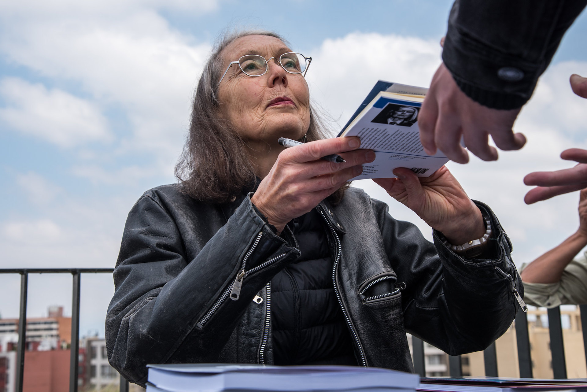 Leia "Falas curtas", de Anne Carson, sem tentar entender o livro