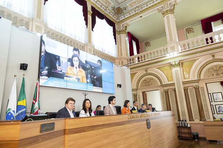 Aumento do IPTU em Curitiba é aprovado. Veja como votou cada vereador