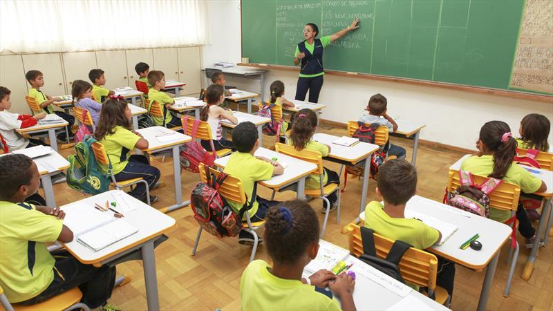 PSS do Magistério tem 1221 empates e vai ser decidido por sorteio