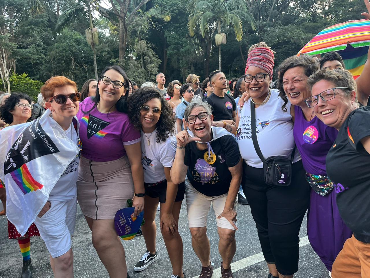 "Caminhada Lésbi do Paraná" percorre Largo da Ordem com atrações musicais