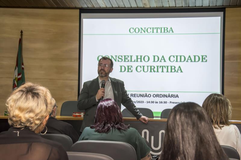 É hora de resgatar os conselhos de Curitiba