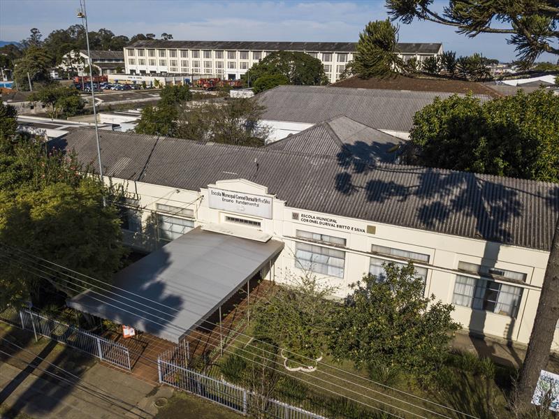 Escola do Cajuru enfrenta surto de Covid entre professores e funcionários