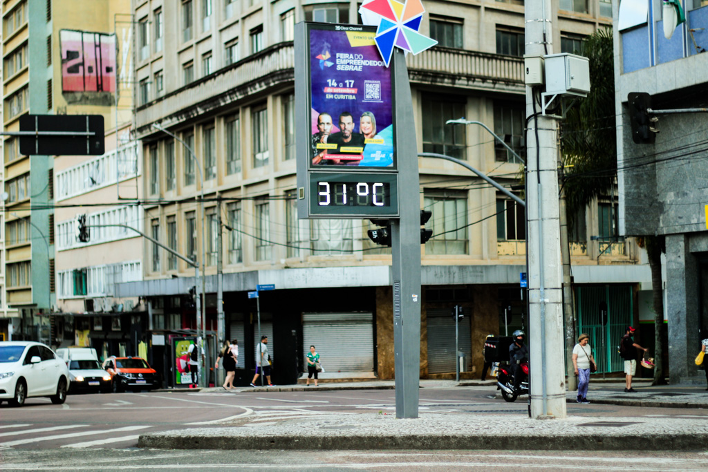 Curitiba com previsão de 38º no inverno? Sim, está acontecendo