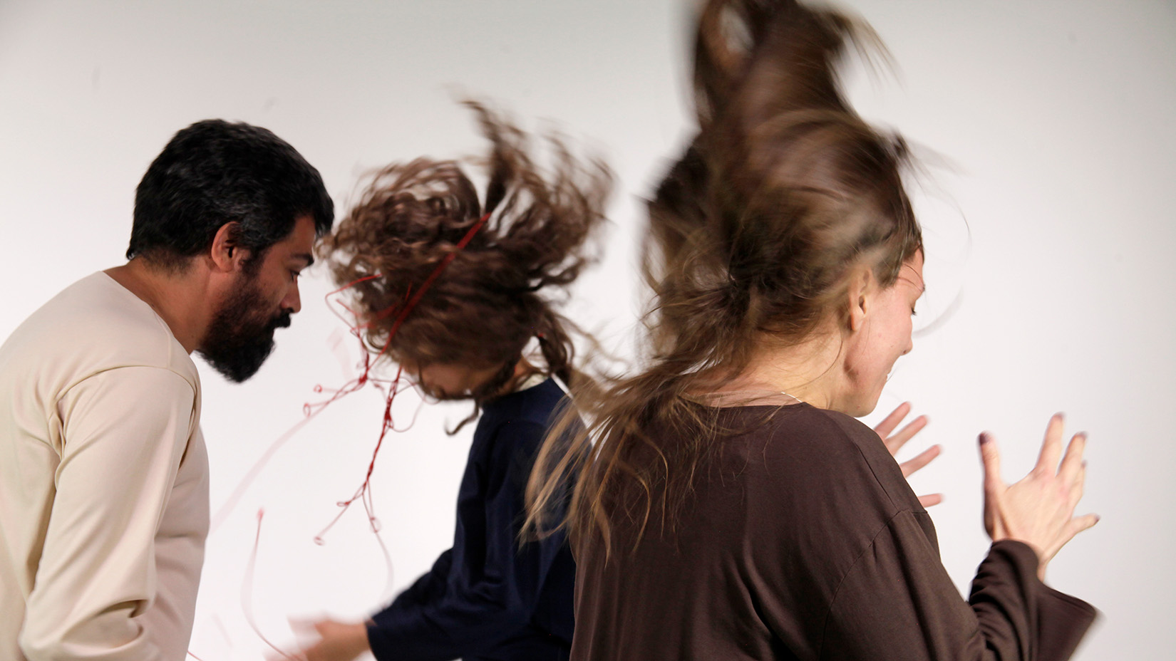 Descompanhia estreia novo espetáculo de dança gratuito