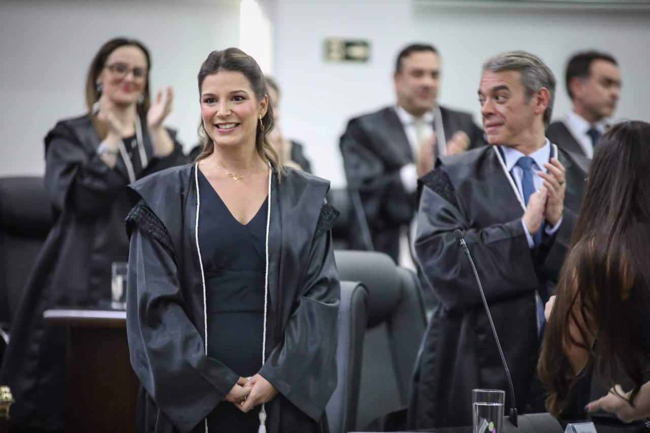 Luciana Carneiro de Lara é empossada desembargadora do Tribunal de Justiça