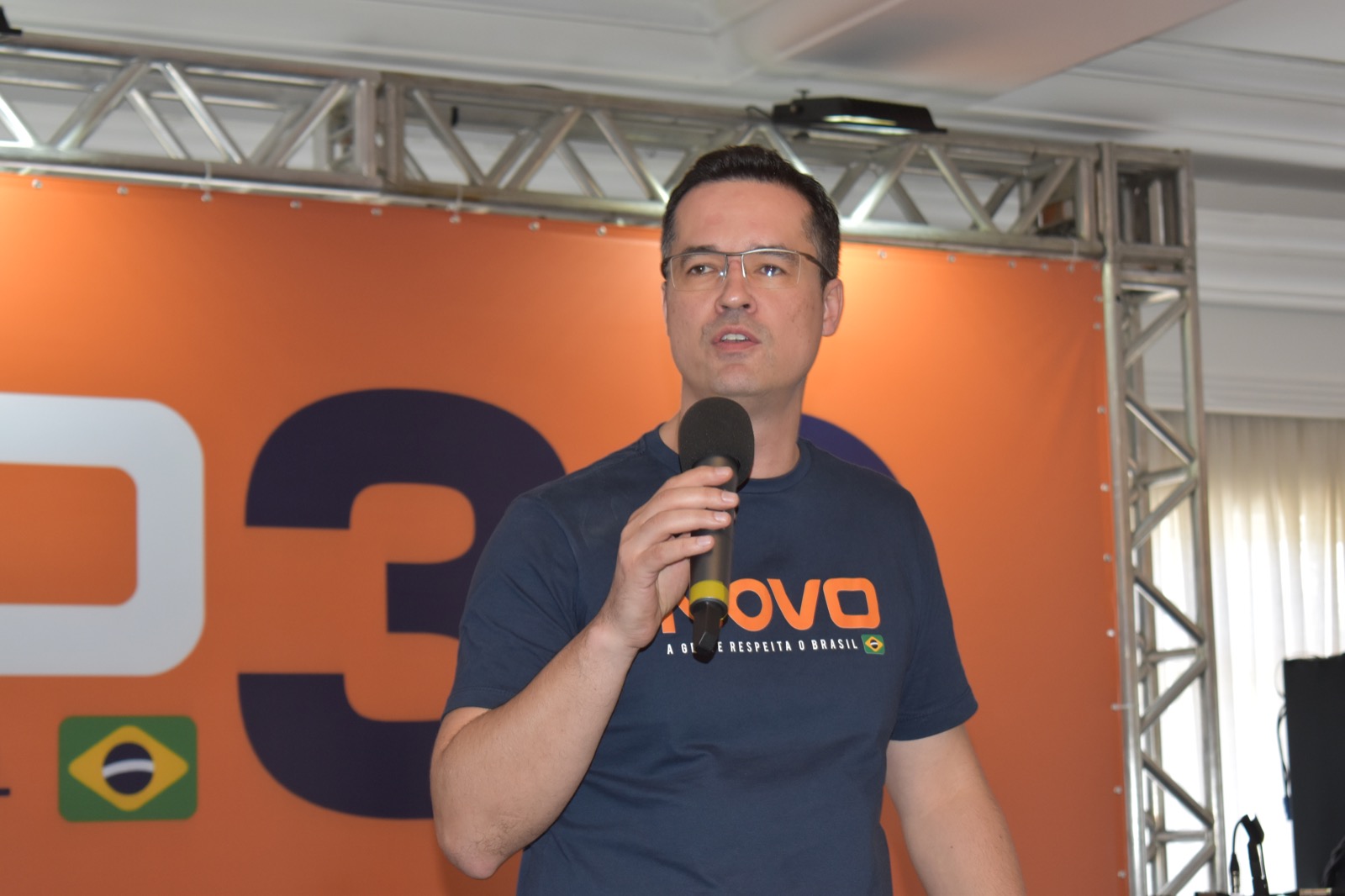 Afinal, Deltan pode ser candidato a prefeito de Curitiba?