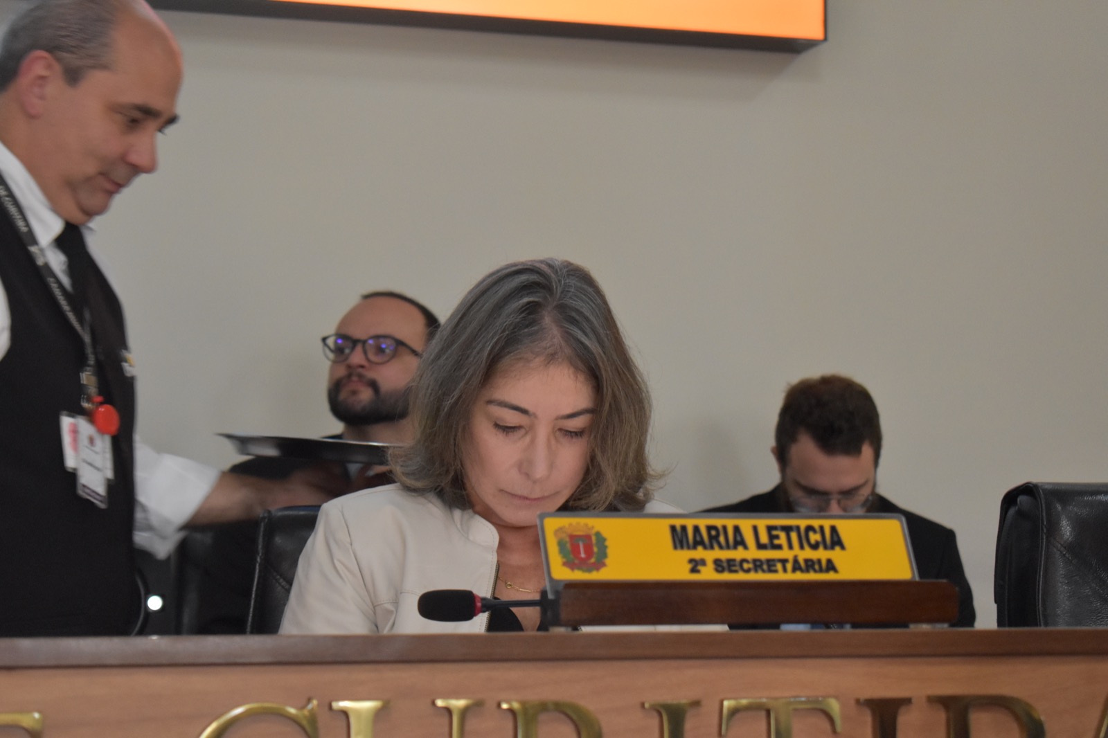 Corregedor pede suspensão de prerrogativas de Maria Letícia por acidente de trânsito