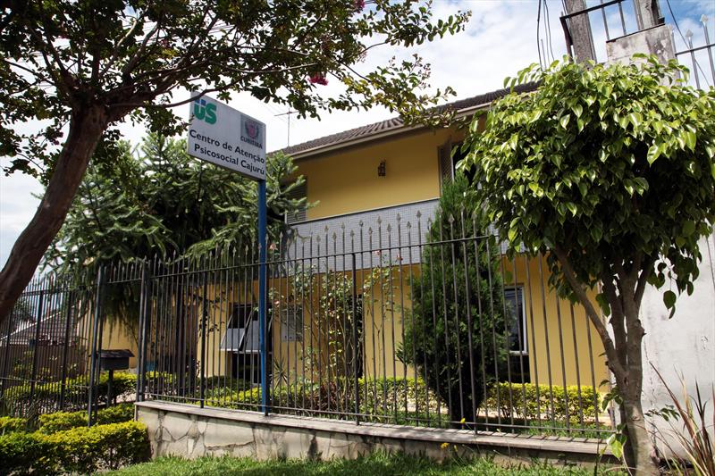 Surto de Covid atinge profissionais e pacientes de centro para pacientes psicológicos no Cajuru