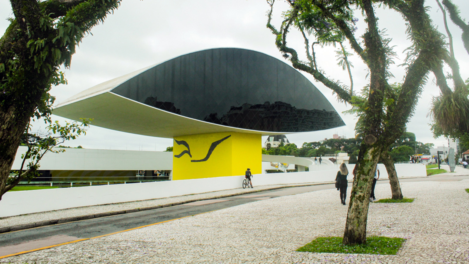 Mês da Mulher no Museu Oscar Niemeyer tem programação especial