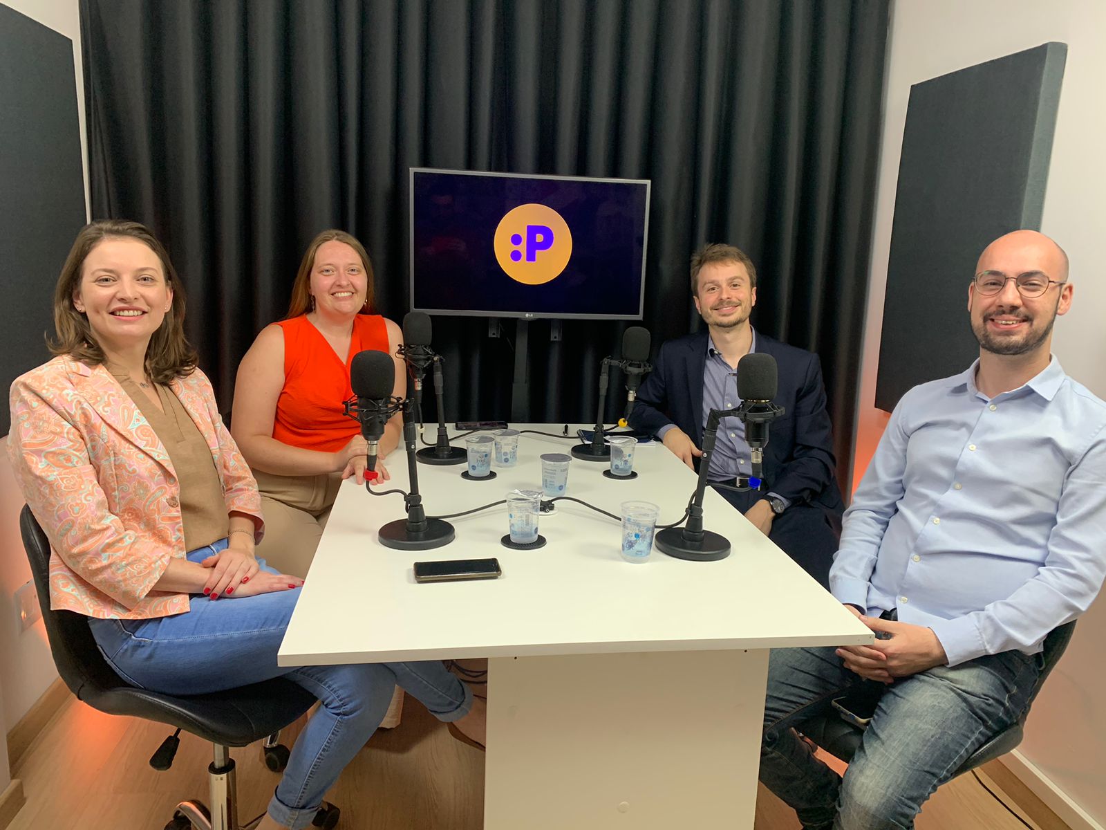 Escândalo na Assembleia: podcast explica censura e acordo assinado por Traiano