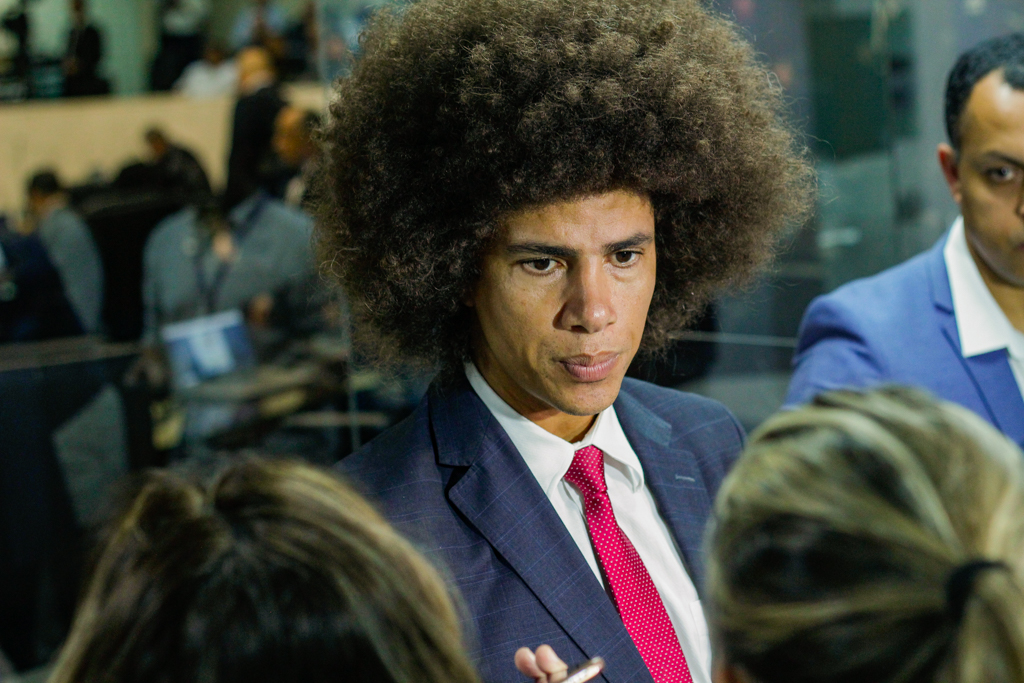 Conselho de Ética decide advertir Renato Freitas por chamar Traiano de corrupto