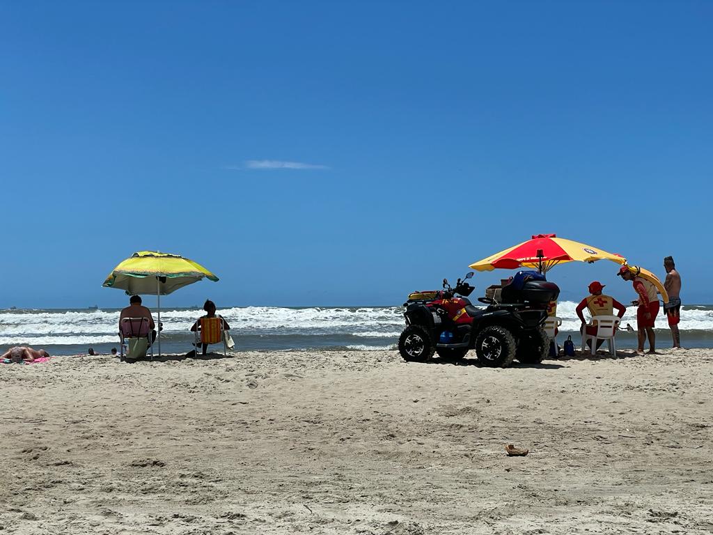 Verão 2023-2024: Bombeiros realizaram mais de mil salvamentos no litoral