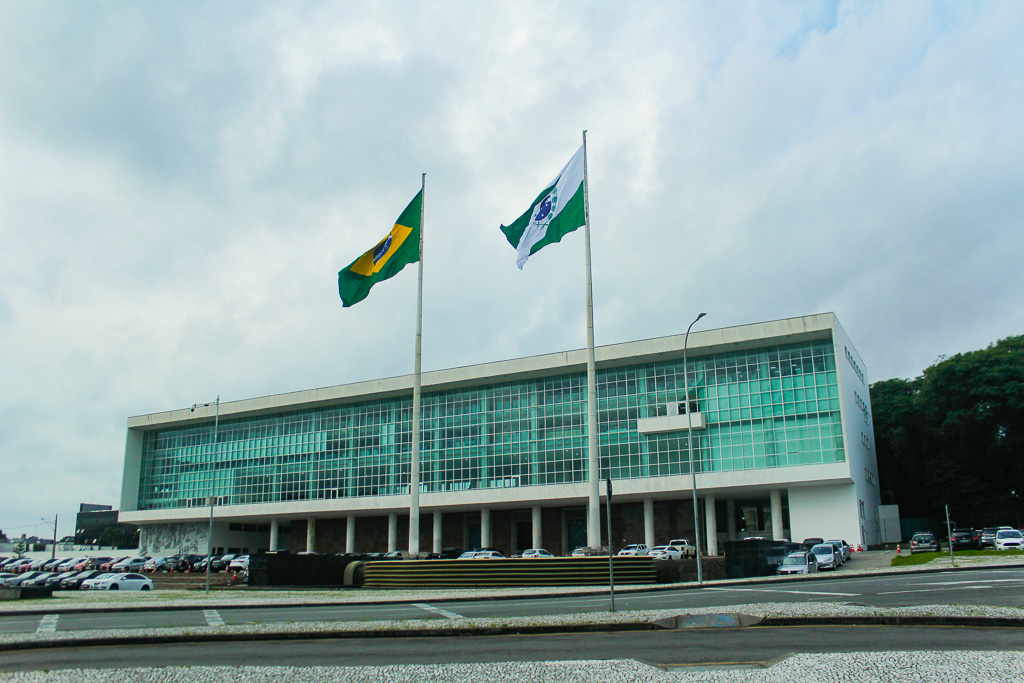 Governo do Paraná terá concurso público com mais de 250 vagas