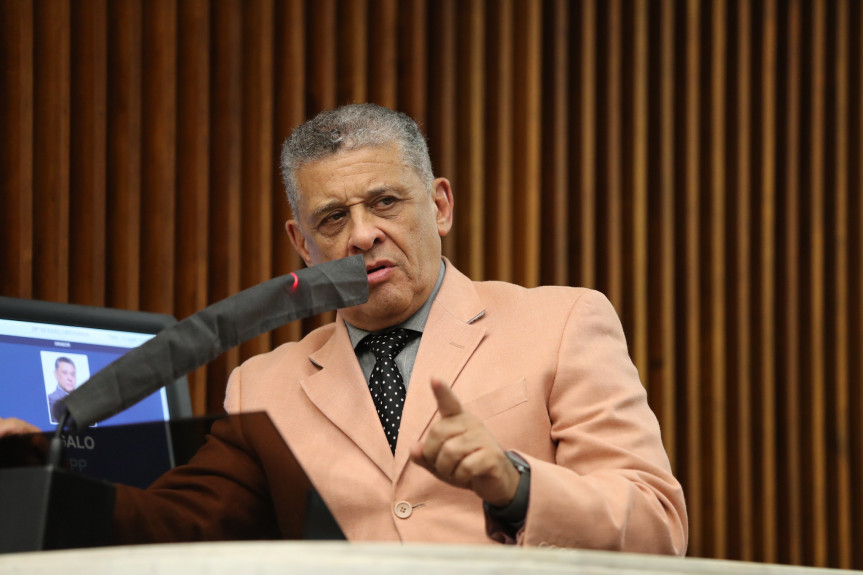 PT decide se aceita filiação de ex-deputado bolsonarista Galo