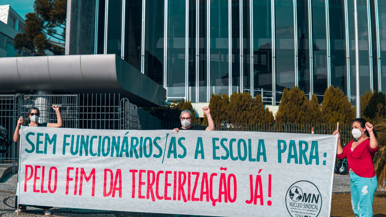 Escolas do Paraná já têm 50% dos funcionários terceirizados