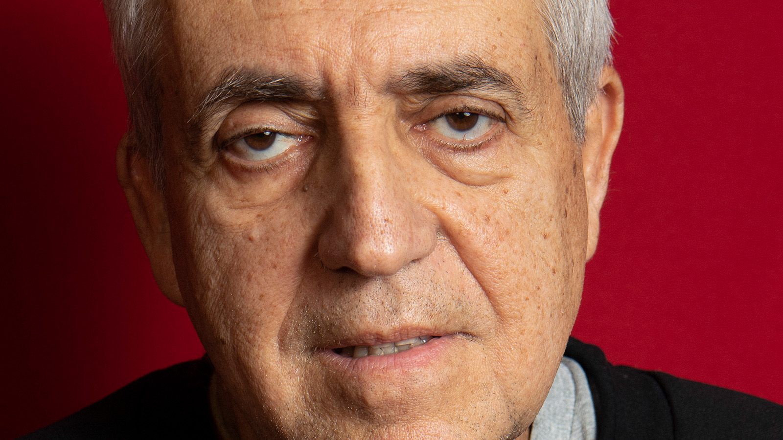 Oficina gratuita de romance com o José Castello tem inscrições abertas em Curitiba