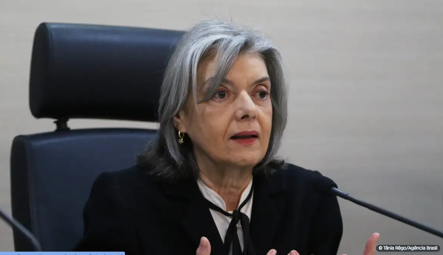 Ministra Carmem Lúcia faz palestra em Curitiba nesta segunda