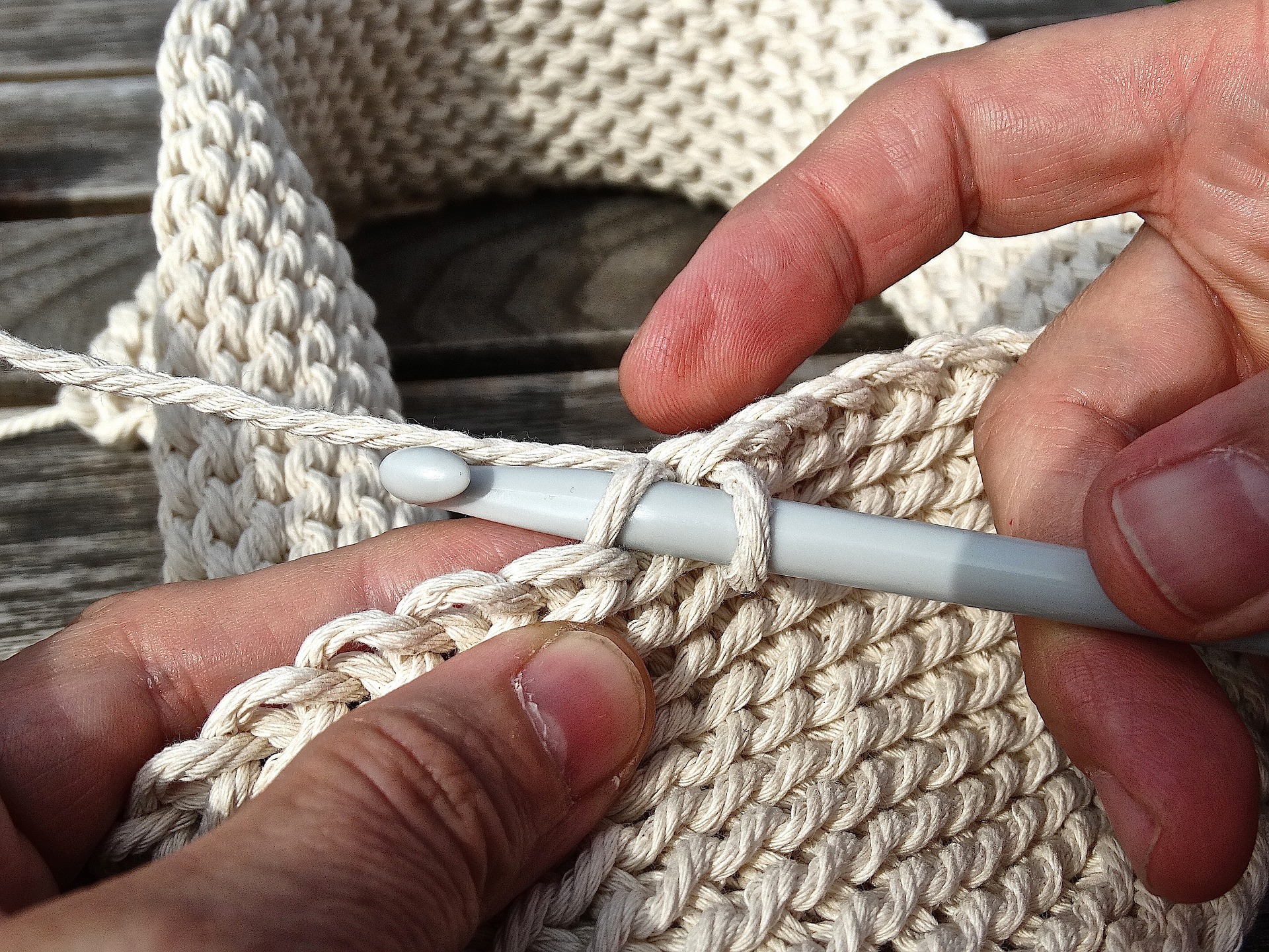 Plural realiza encontro de crocheteiros