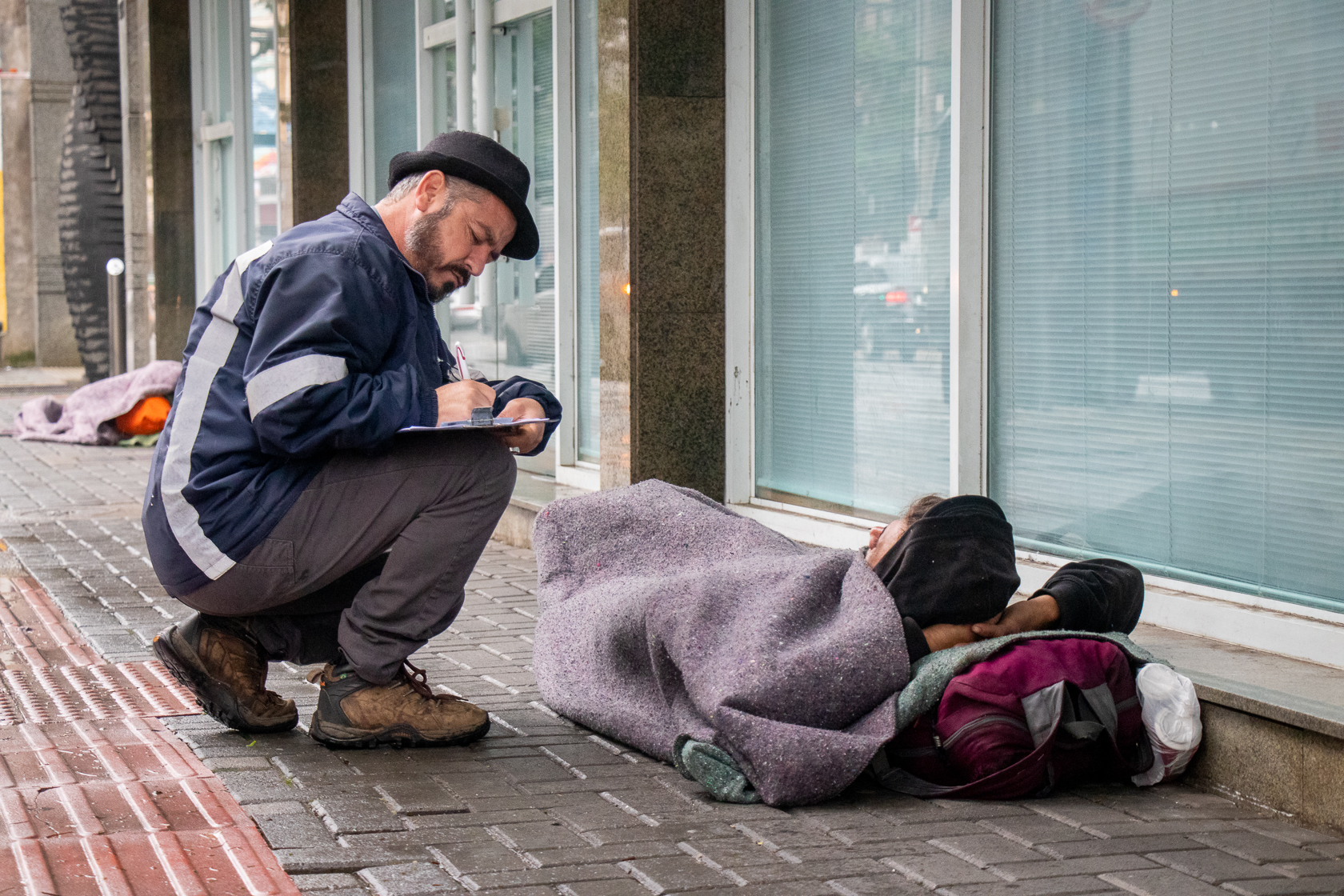 No frio, PR terá só R$ 482 por pessoa em situação de rua em 58 cidades