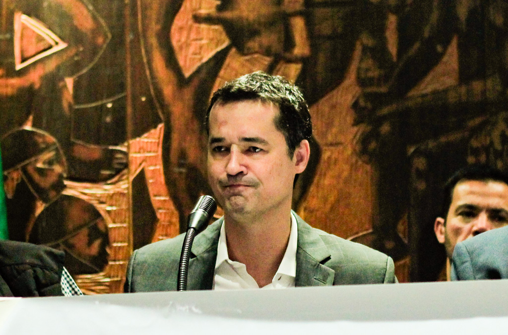 Deltan desiste de candidatura a prefeito de Curitiba