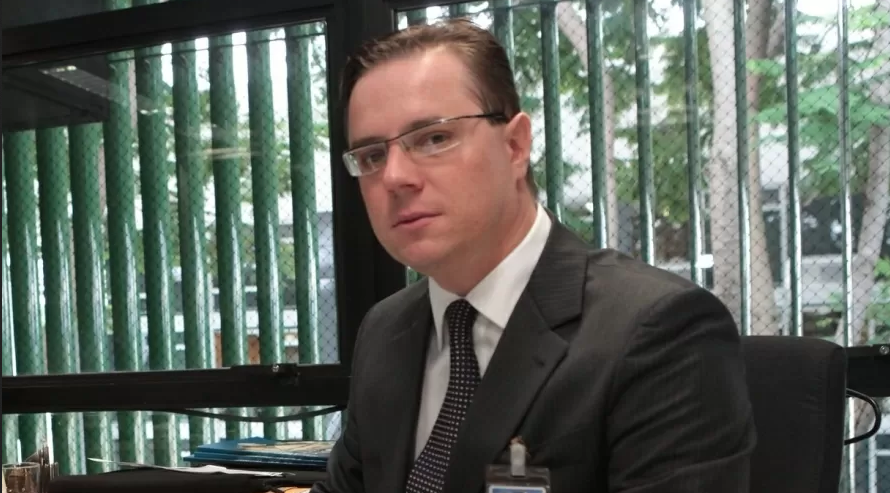 CNJ aplica censura a juiz que participava de grupo de bolsonarista; defesa vai recorrer