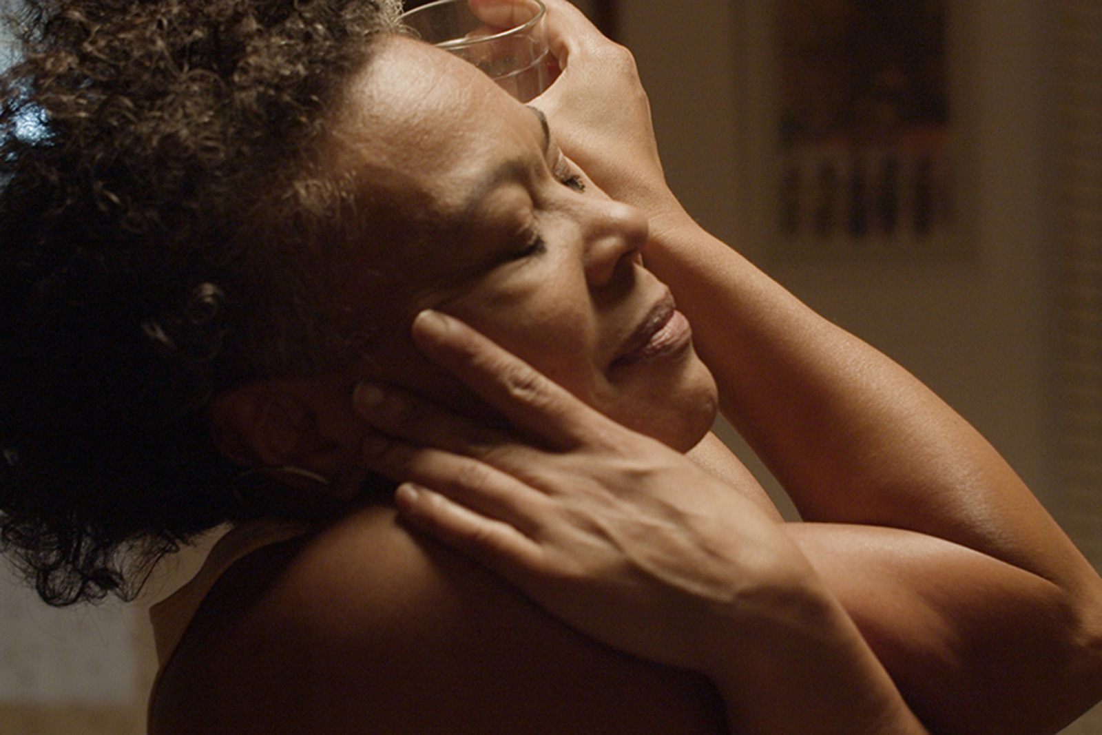 Sesc PR exibe filme estrelado por Cássia Damasceno para celebrar o mês do cinema brasileiro