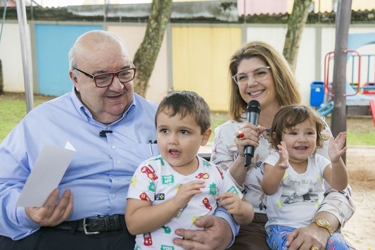 Prefeitura compartilhou dados de crianças com plataforma sem consentimento