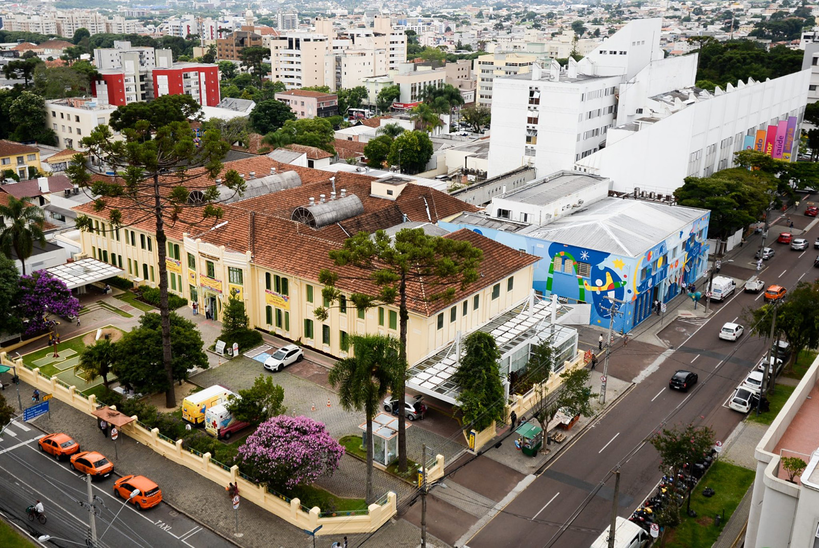 Bazar para ajudar o Hospital Pequeno Príncipe é neste fim de semana (6 e 7)
