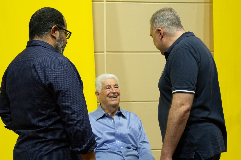Veja fotos de bastidores do debate do Plural entre candidatos a prefeito