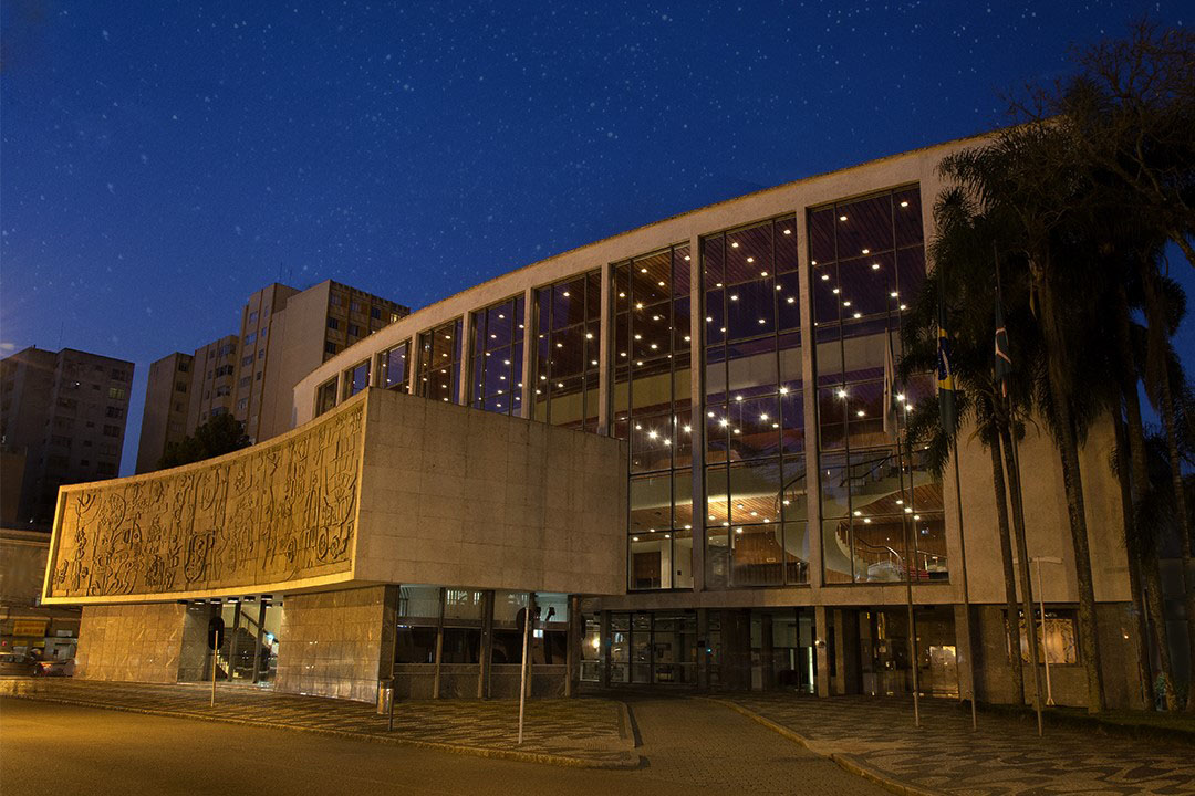 Público é convidado a conhecer os bastidores do Teatro Guaíra na sexta (13)