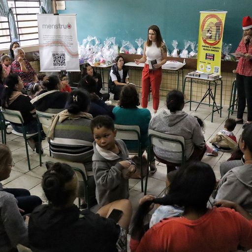 ONG faz palestras sobre violência doméstica de graça. Inscreva sua comunidade até hoje