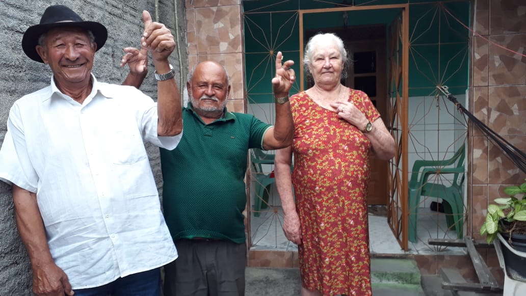 Cidade em que Lula nasceu acompanha a posse em silêncio