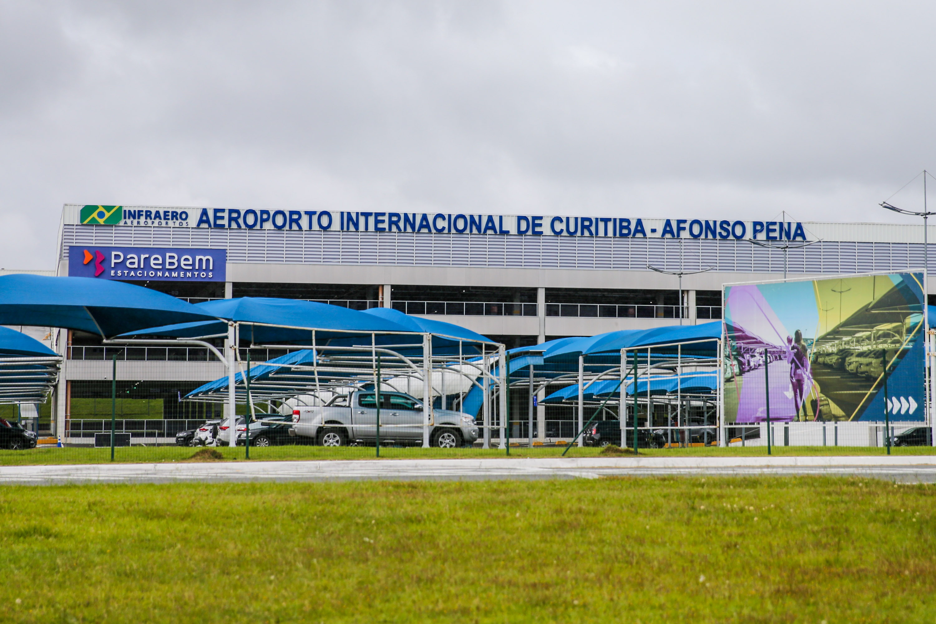 Governo pagou R$ 24 mil para PM acompanhar filha de Ratinho em viagem internacional