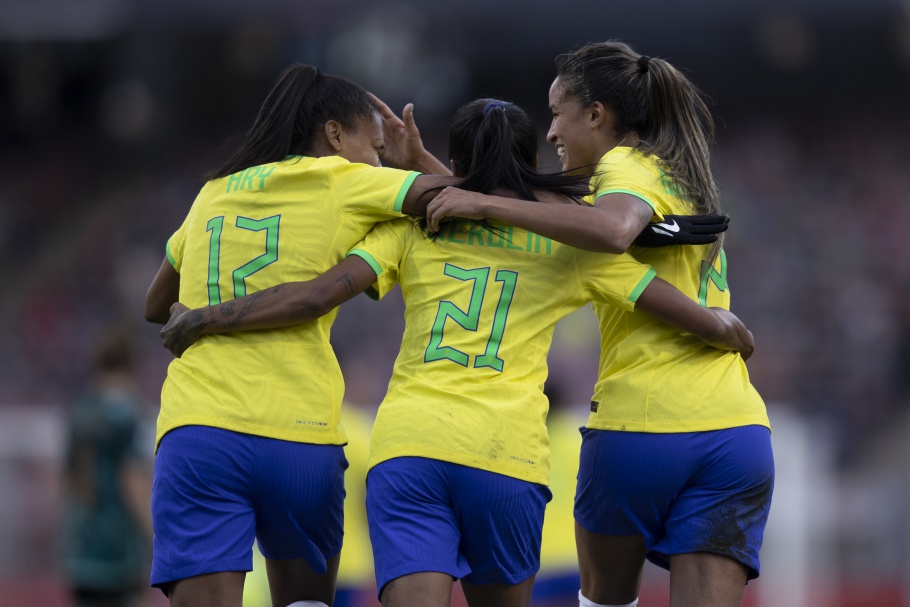 Curitiba desanima quando a Copa do Mundo é feminina